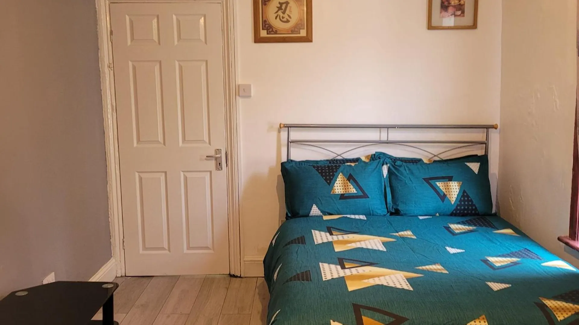 Greenwich City - 1 Bed Apartment Plumstead